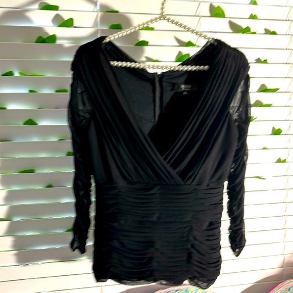 Tadashi black surplice wrap look ruched top - Picture 1 of 6